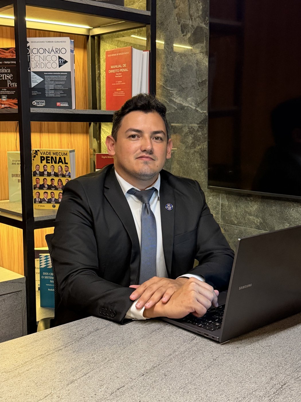 Felipe Maciel, Advogado