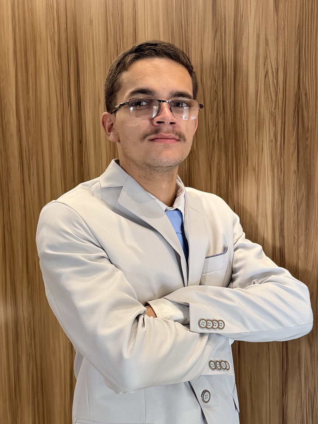 Jonas Almeida, Auxiliar Jurídico